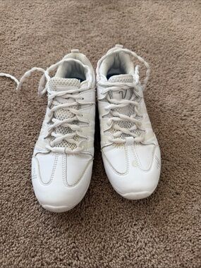 Varsity Cheer Sneakers - Lightweight Athletic Shoes